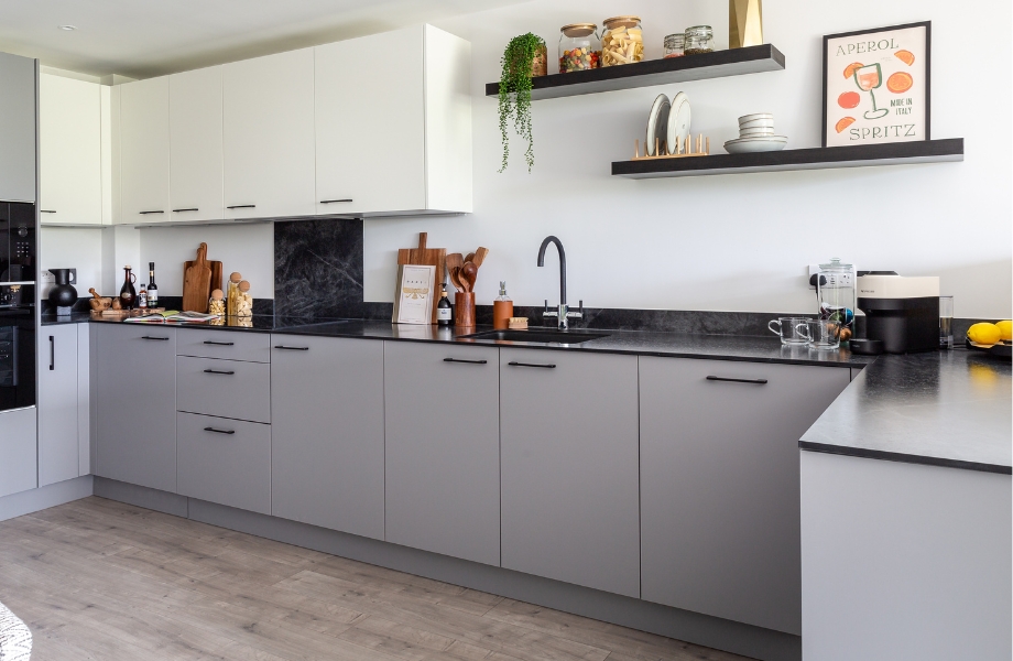 Contract Kitchen carousel image 3 920x600